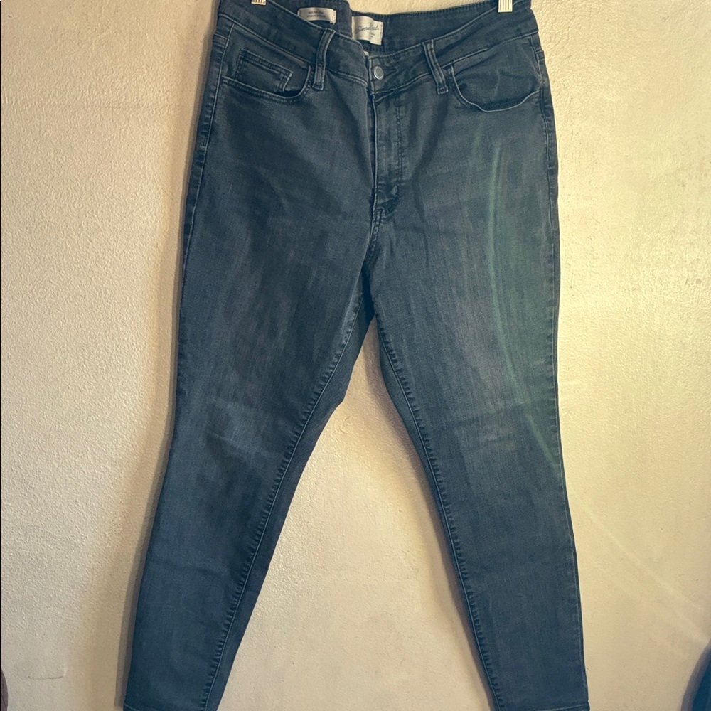 Universal Thread Dark Blue Skinny Jeans
